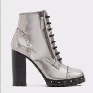 (BRAND NEW)GLITTERATI PLATFORM BOOTS
